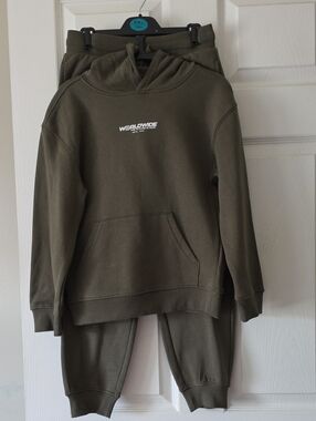 Worldwide Logo Olive Green Kids Hoodie & Joggers Set